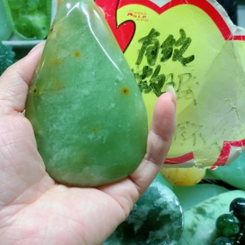 未镶嵌蛇纹石玉手把件