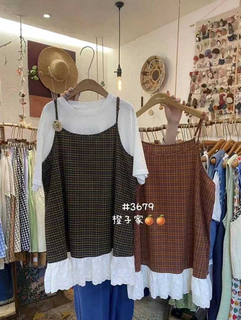 CZ（3679）复古吊带格子上衣