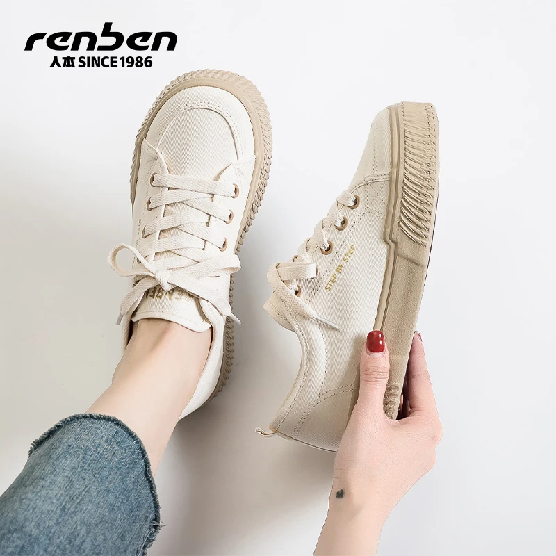 人本官方旗舰店2025春季新款帆布鞋女款轻便爆款低帮潮鞋女平底