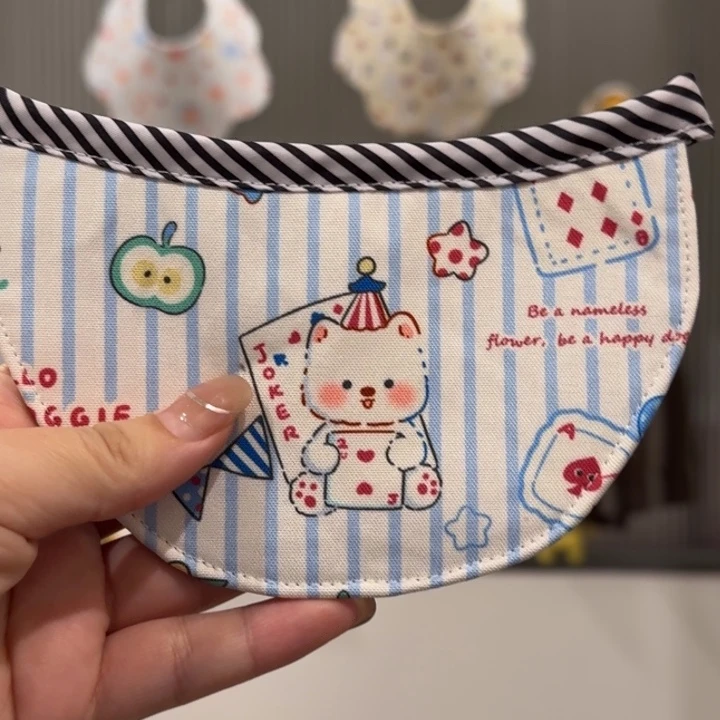 小狗围兜防水防脏