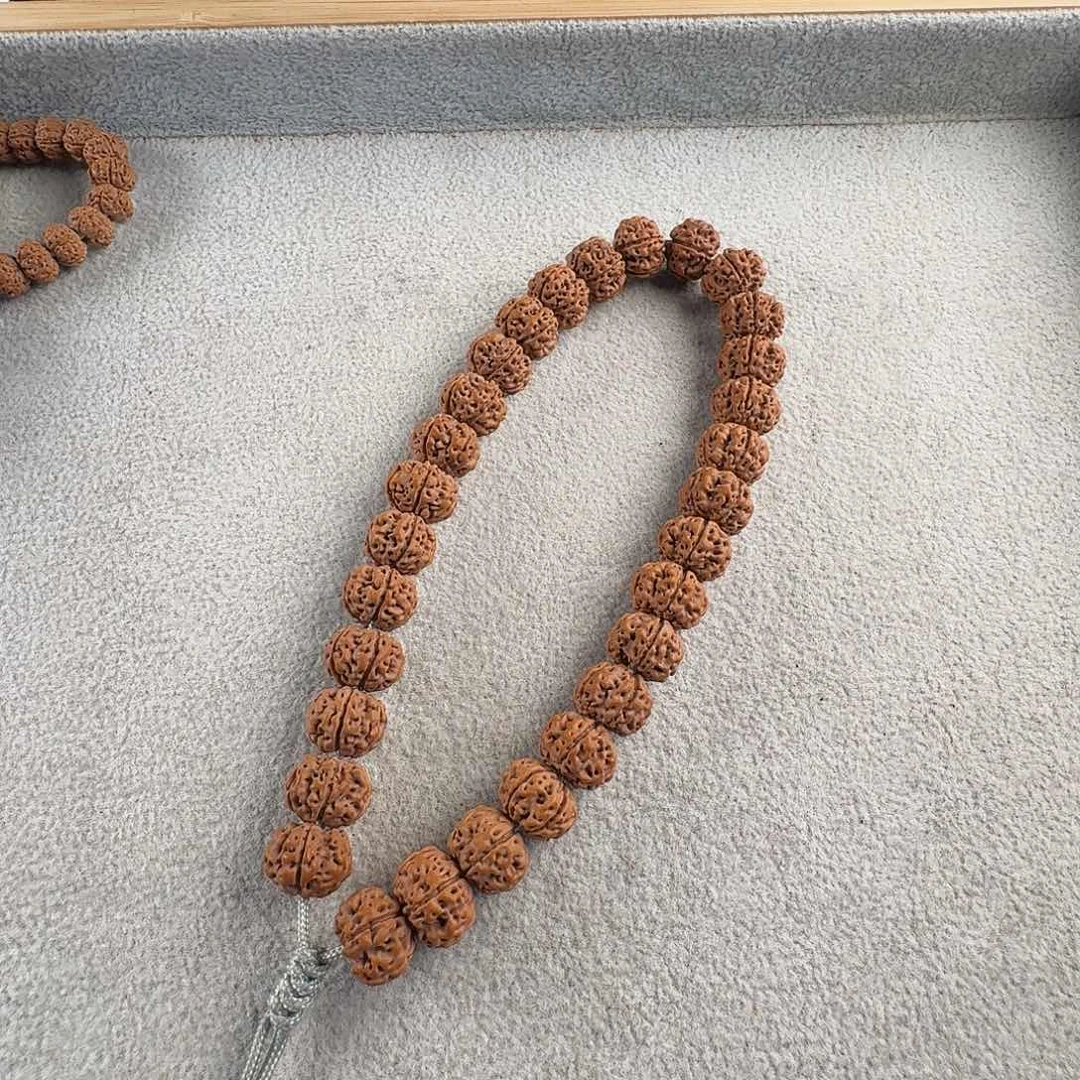 金刚菩提吊坠凹底梅花