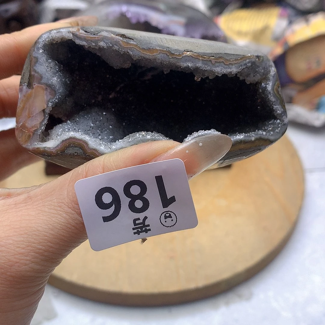 紫晶大型摆件（非配饰）未镶嵌