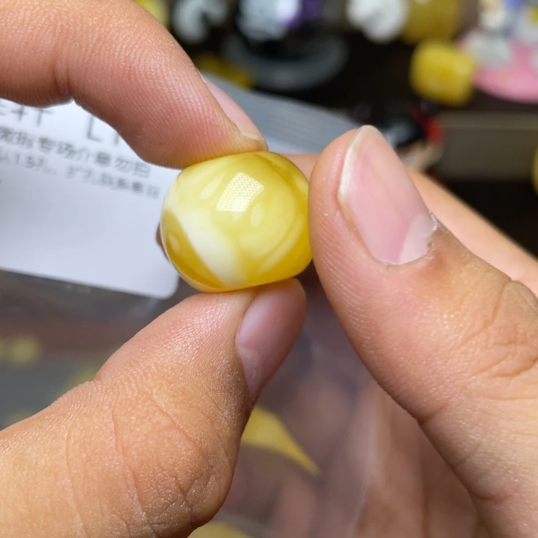 未镶嵌琥珀珠宝奇石?*九