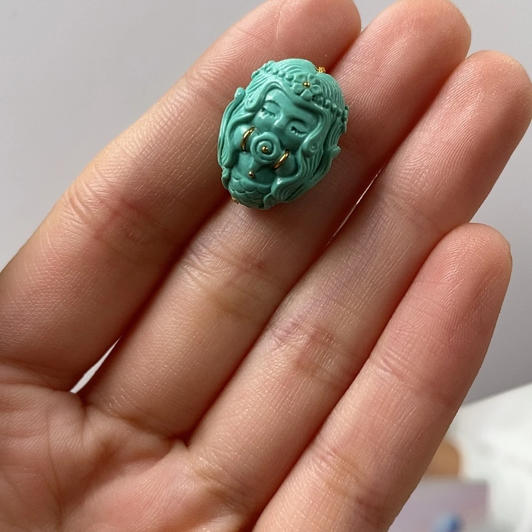 绿松石未镶嵌挂件