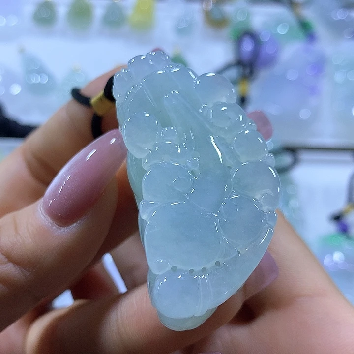 翡翠颈饰未镶嵌天然翡翠A货吊坠