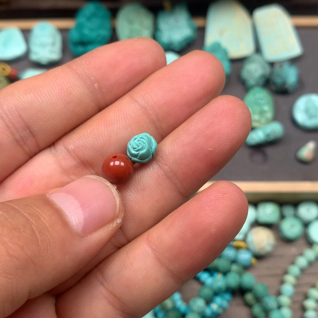 南红玛瑙雕刻未镶嵌