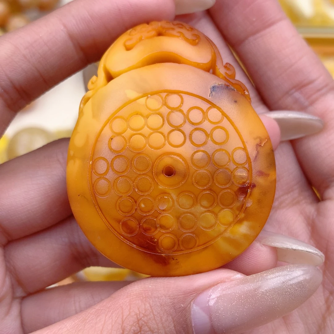 琥珀未镶嵌珠宝奇石