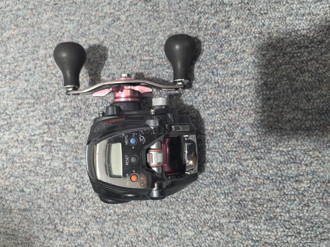 渔之屋精品中古渔具四号，主图各类电绞轮，具体以直播间介绍为准