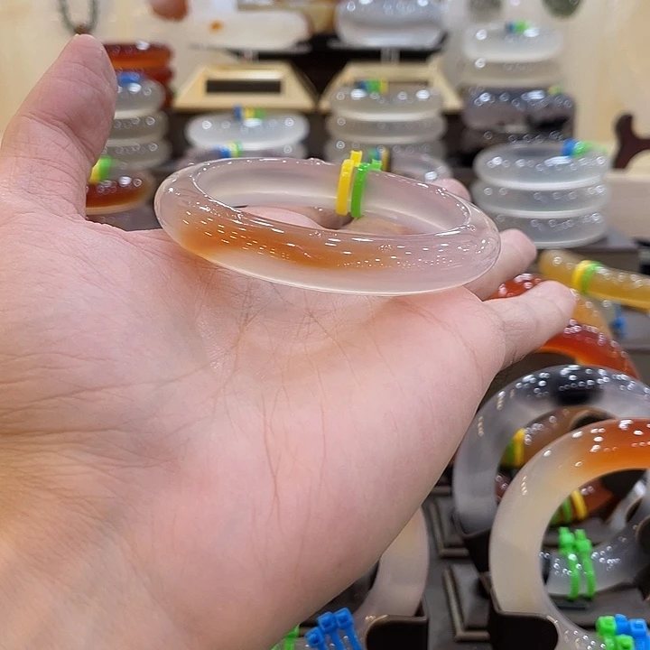 玛瑙/玉髓未镶嵌手镯5