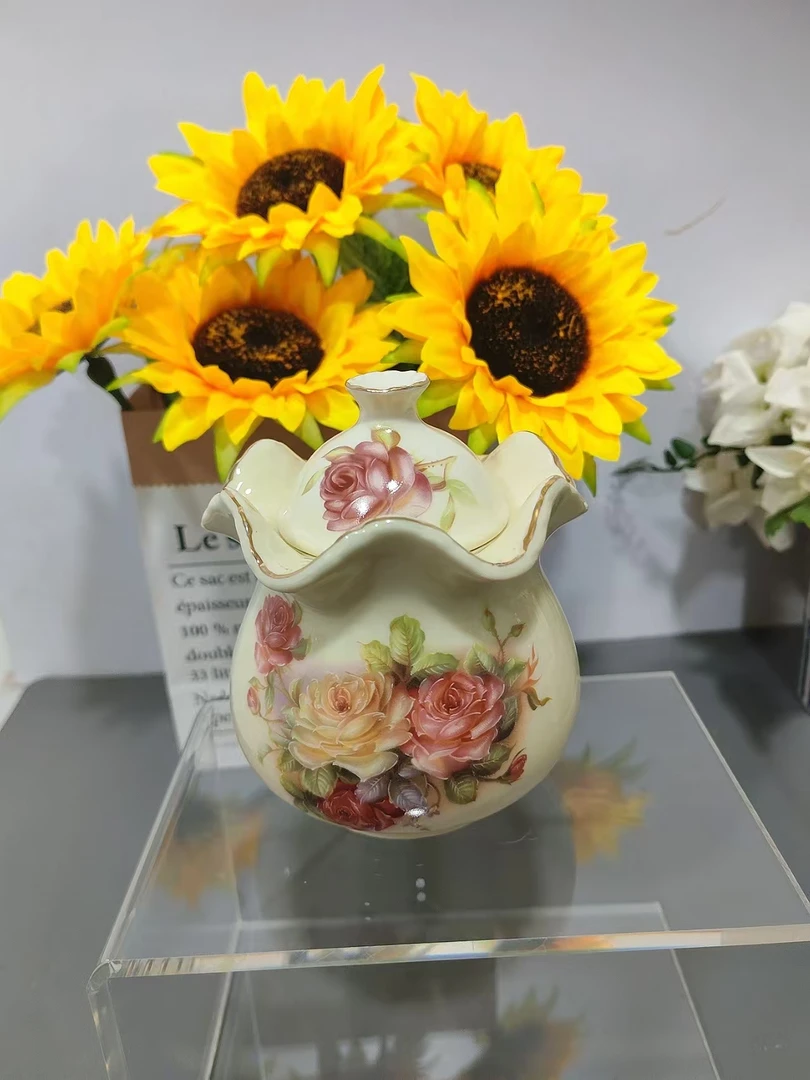 欧式象牙黄高档经典玫瑰花精致描金咖啡方糖罐收纳罐炖盅糖果家用