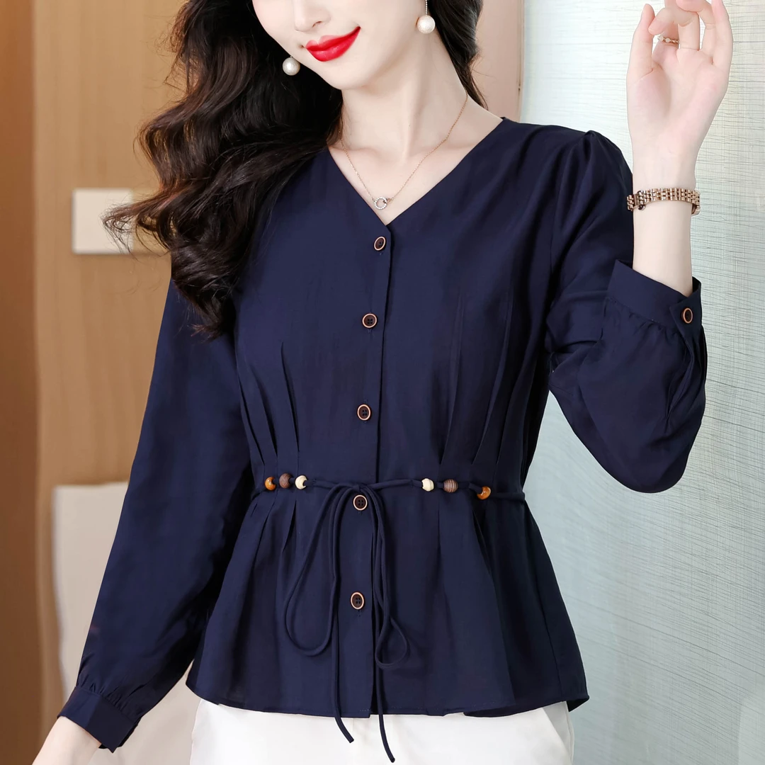 2025年新款时尚洋气小衫V领长袖衬衫女春秋收腰显瘦百搭打底上衣