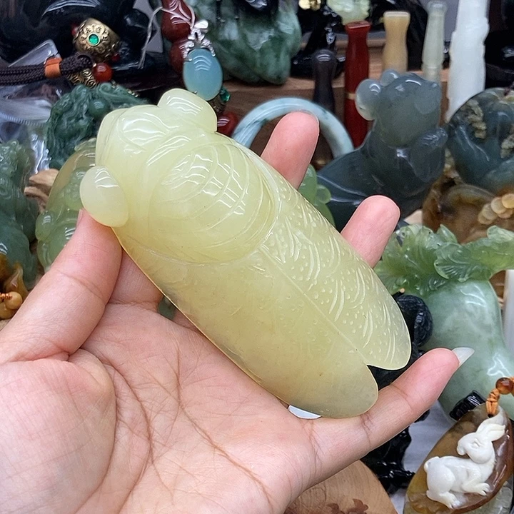 岫玉未镶嵌手把件