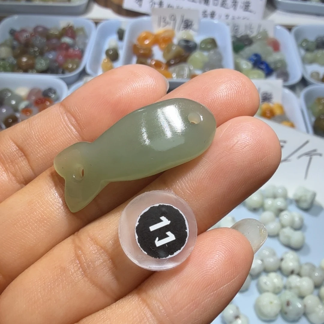 和田玉未镶嵌珠宝奇石