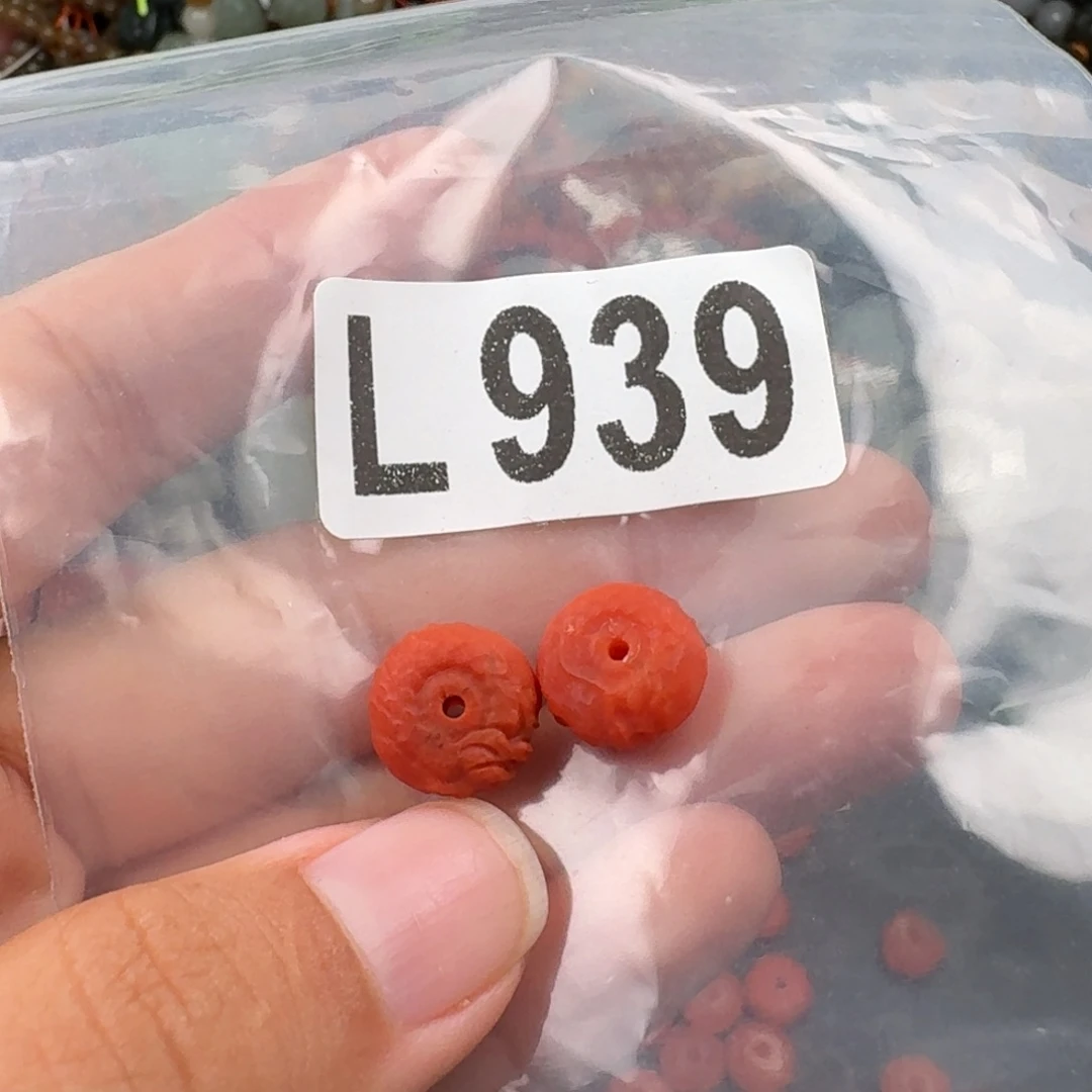 未镶嵌南红玛瑙珠宝奇石