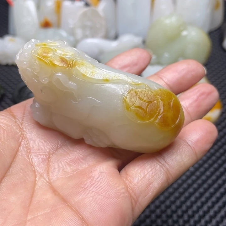 未镶嵌和田玉挂件