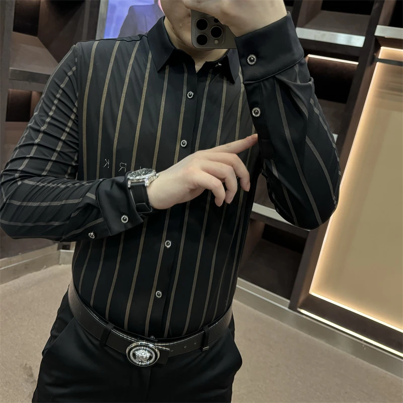 长袖男士衬衫春秋季欧货时尚新品高品质翻领衬衣修身百搭男装上衣