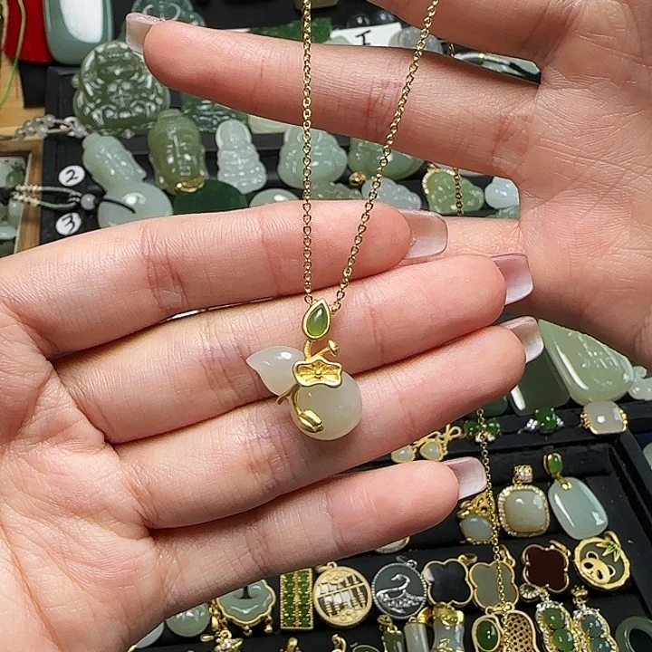 颈饰银S925镶嵌和田玉送链子送绳