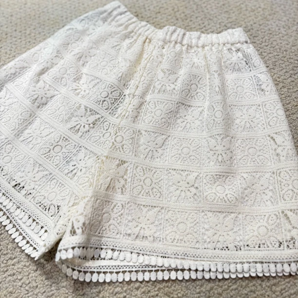 INTO THE EAST 水溶花短裤