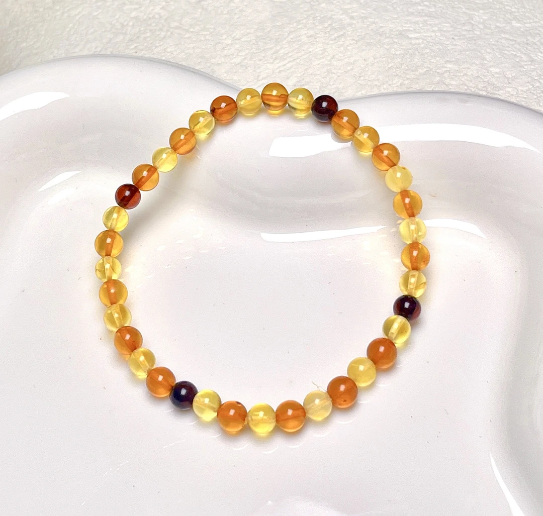 精品蜜蜡小多宝手串