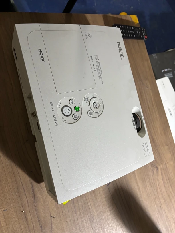 9新 NEC 二手 Nec 1280×800投影仪 运费自理