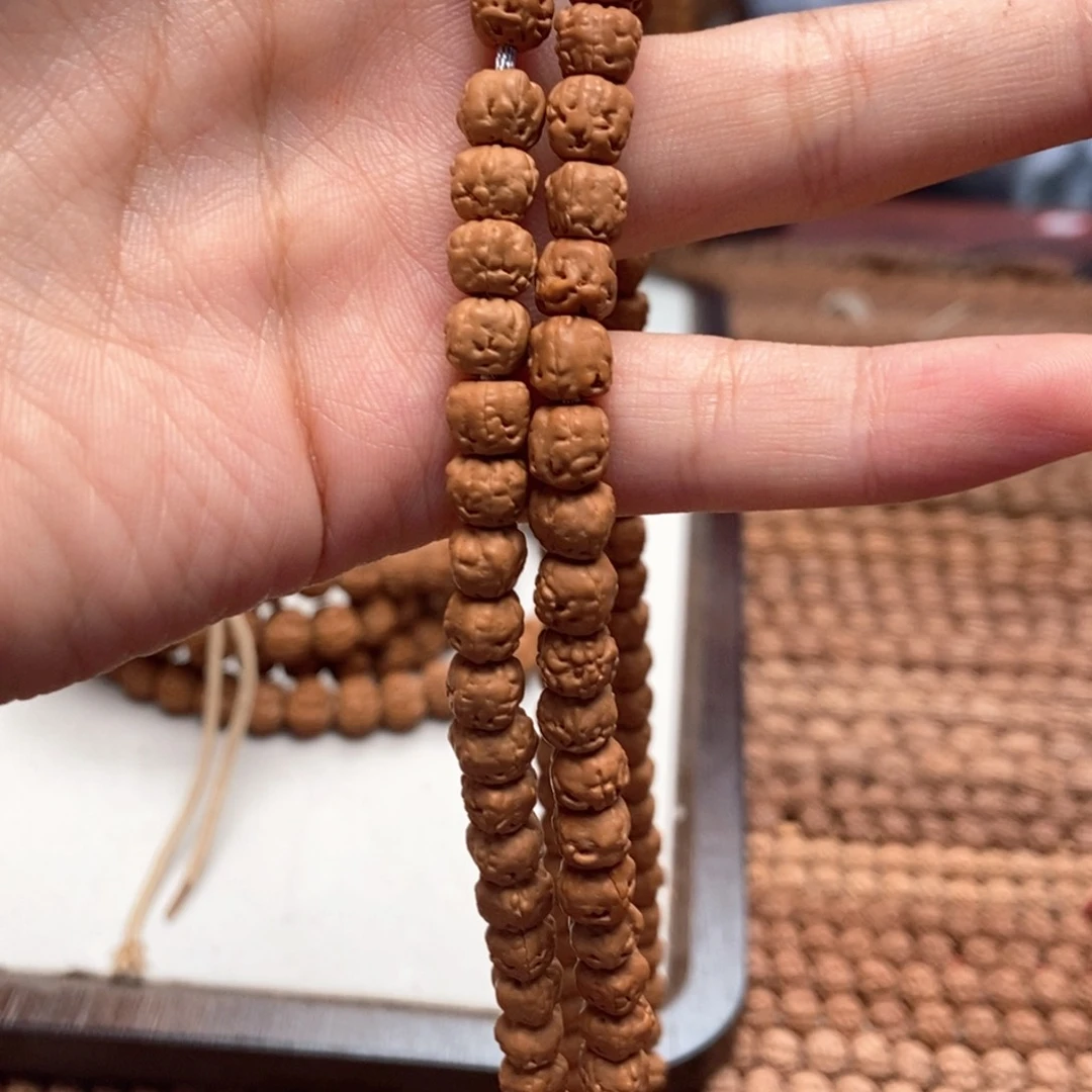 王***等金刚菩提吊坠佛手