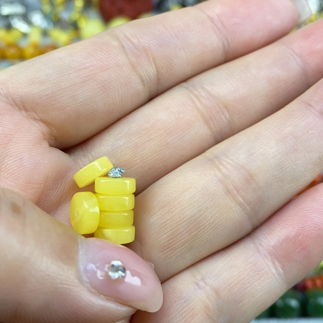 秋***山蜜蜡未镶嵌裸石套装7mm