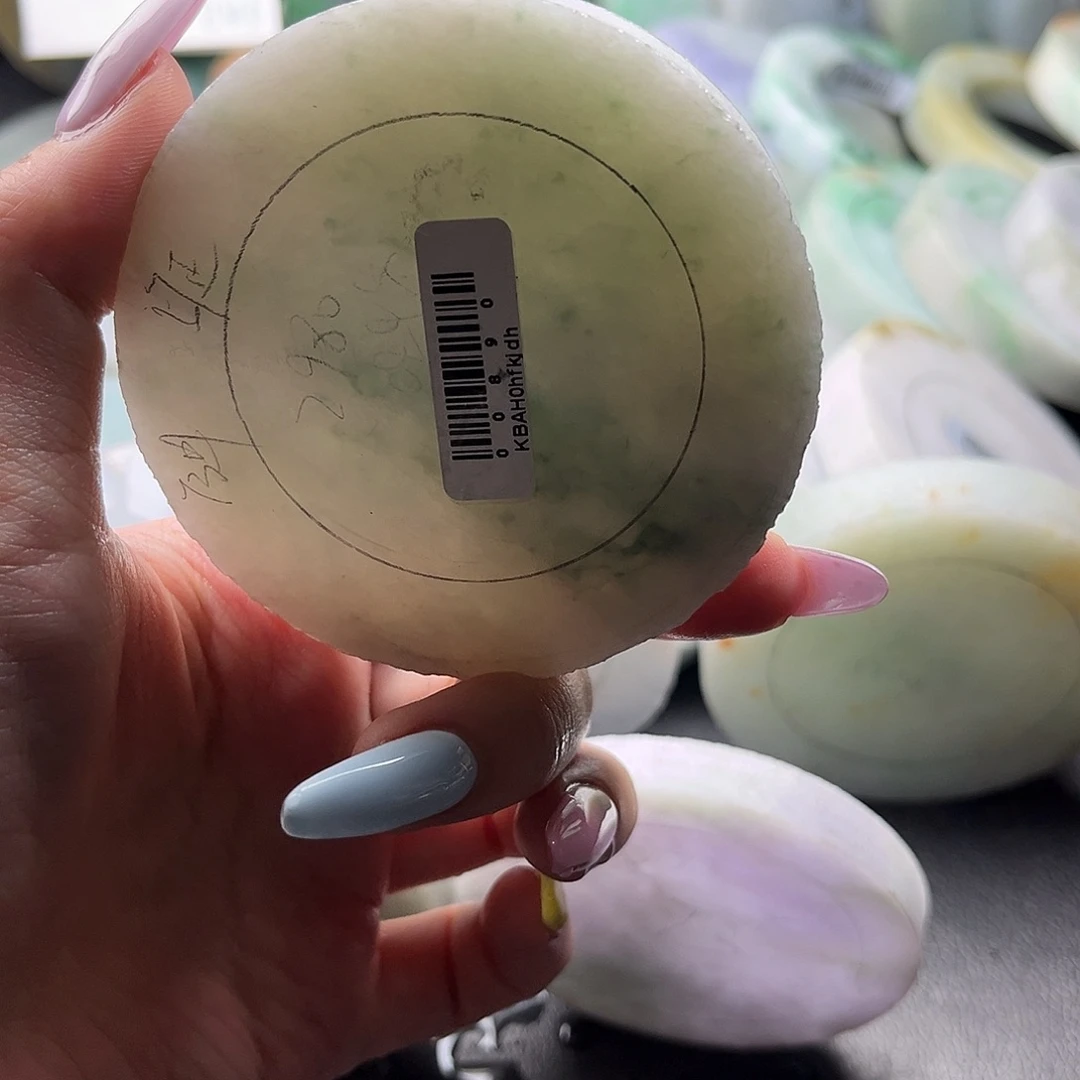 定制翡翠冰胶飘花未镶嵌