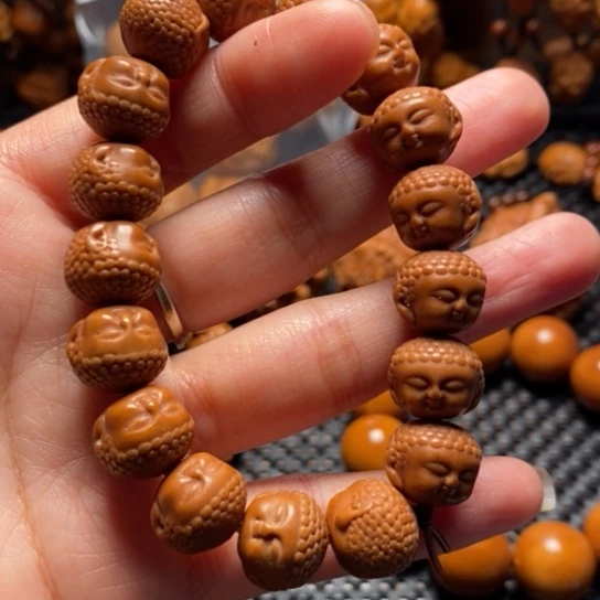 橄榄核吊坠猴头萌佛