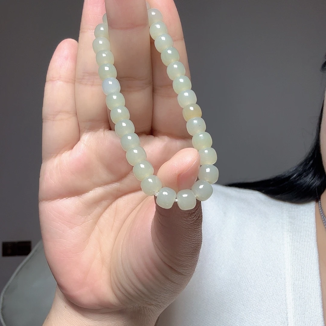 和田玉（糖玉）未镶嵌颈饰