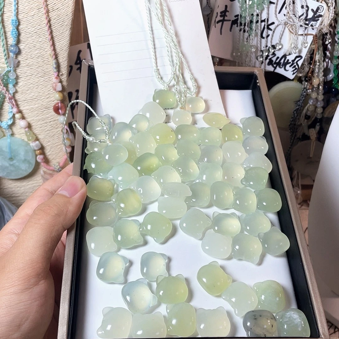 蛇纹石玉合金颈饰