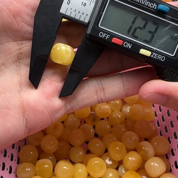 蜜蜡未镶嵌珠宝奇石天然135