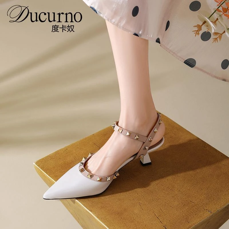 DUCURNO真皮法式绝美铆钉尖头高跟鞋女2025夏季细跟包头后空凉鞋