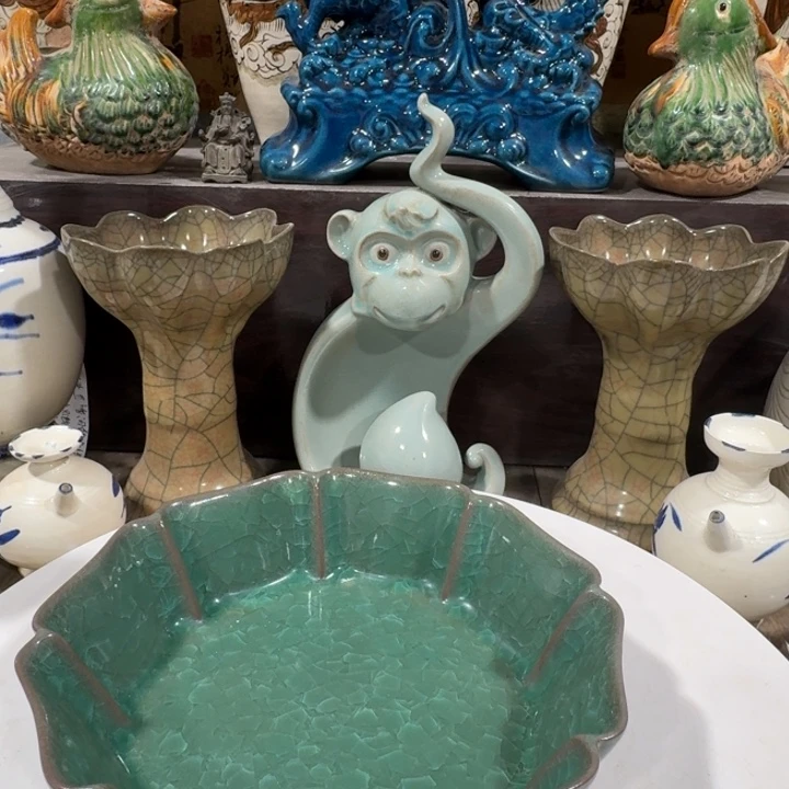 手工制作陶瓷摆件