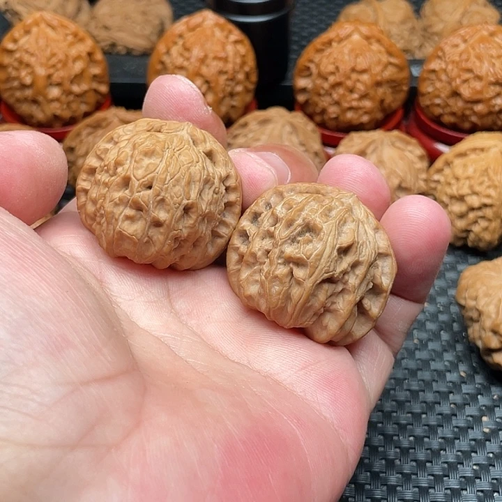 文玩核桃把件球白37