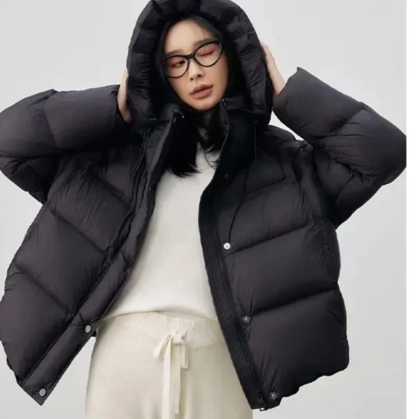 时尚百搭潮流减龄款羽绒服