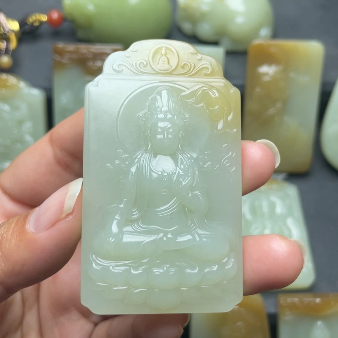 和田玉（糖玉）未镶嵌颈饰