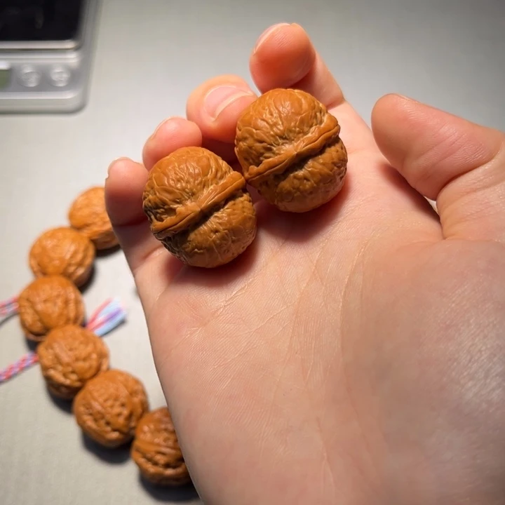 嘻***嘻把件文玩核桃天启010