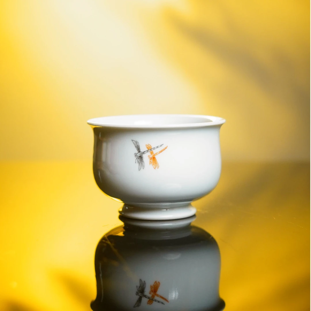 鹤鸣问道  【夏日荷花】雕刻杯  景德镇茶器品茗纯手工