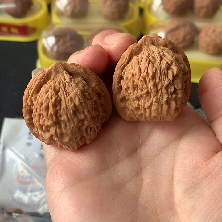 文玩核桃吊坠独*者38尺大蜜文