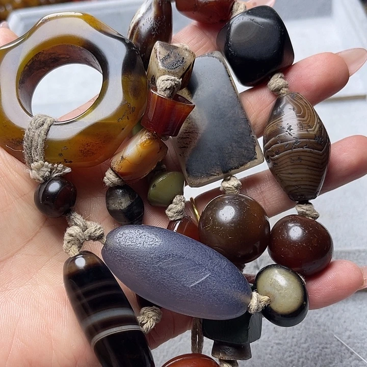 砥***！玛瑙/玉髓未镶嵌手链