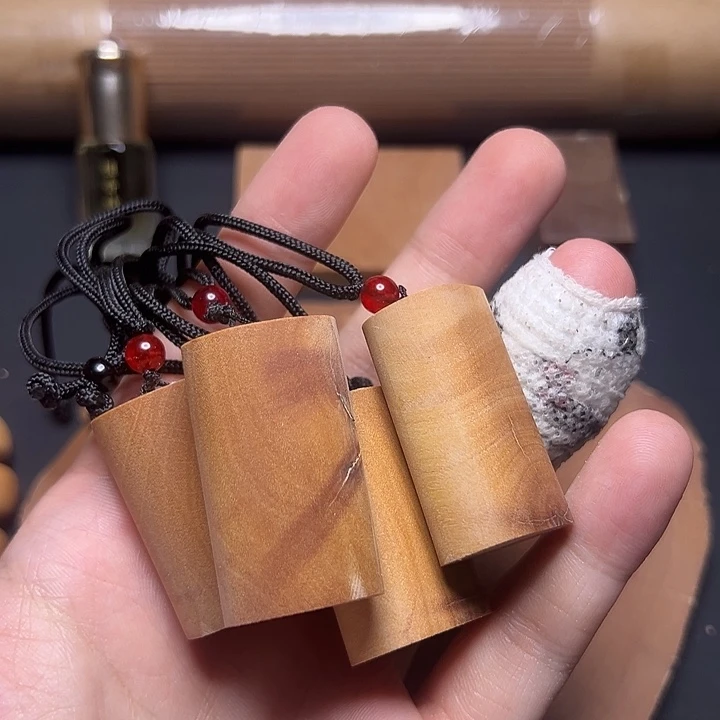 檀香木奶香甜香小吊坠