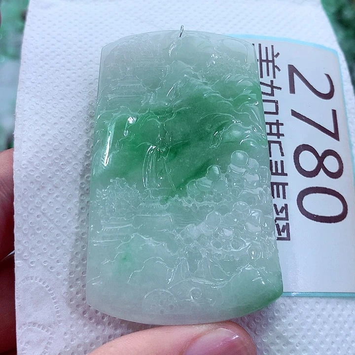 吊坠(不含链)未镶嵌翡翠