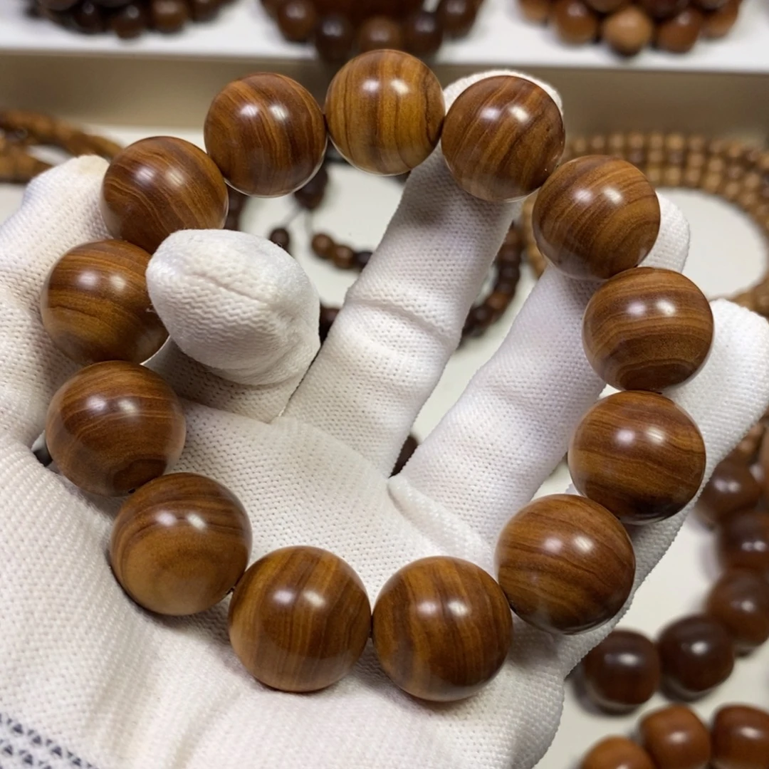 卜***下檀香木老山檀香1.8供奉料奶香