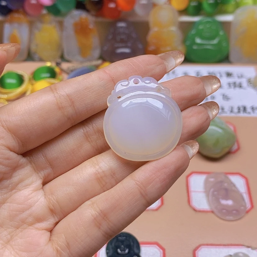 【闪购商品】玛瑙/玉髓颈饰未镶嵌水***?