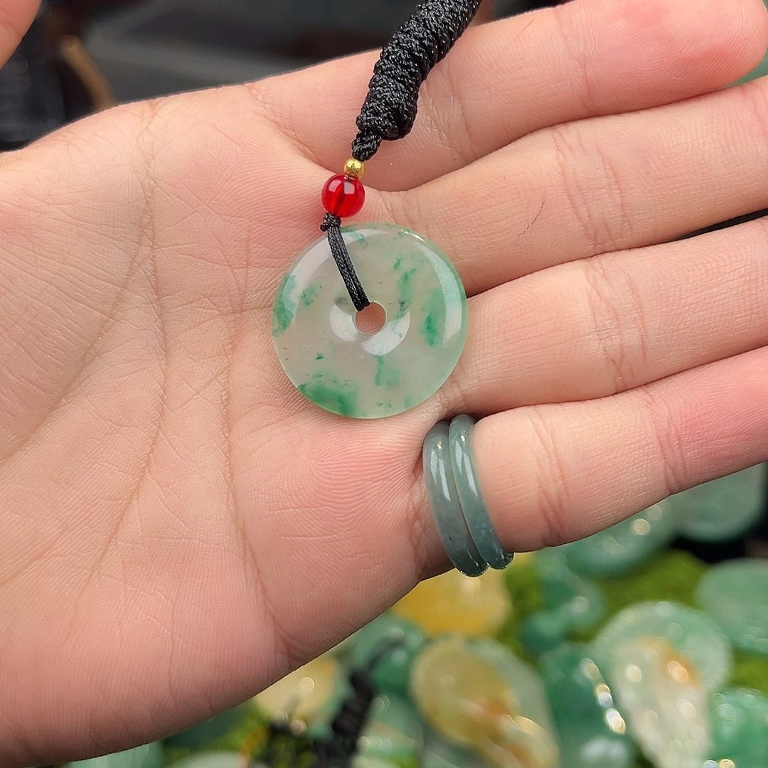 石英质玉（非洲翠）未镶嵌天然非洲翠一物一拍天然玉石