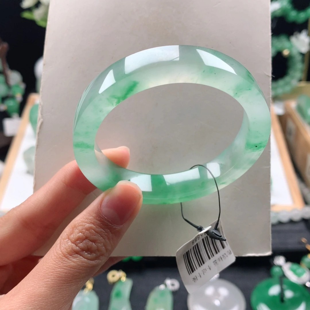 石英质玉未镶嵌手镯