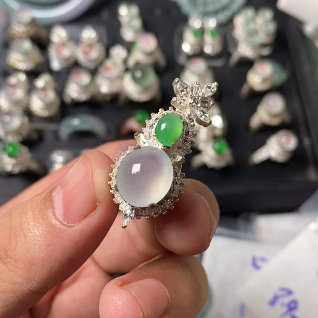 未镶嵌定制翡翠翡翠
