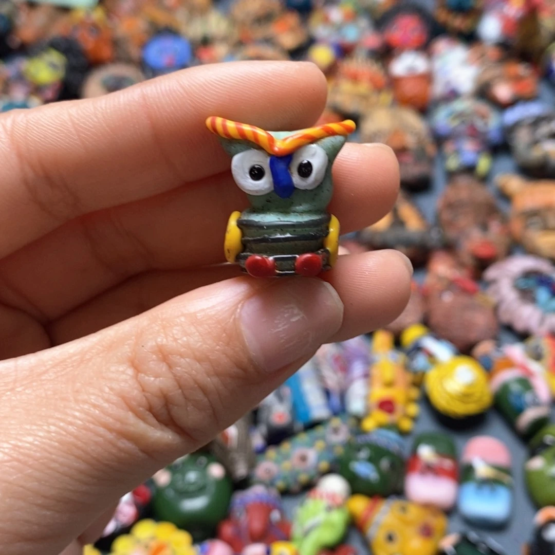 琉璃颈饰印度尼西亚猫头鹰