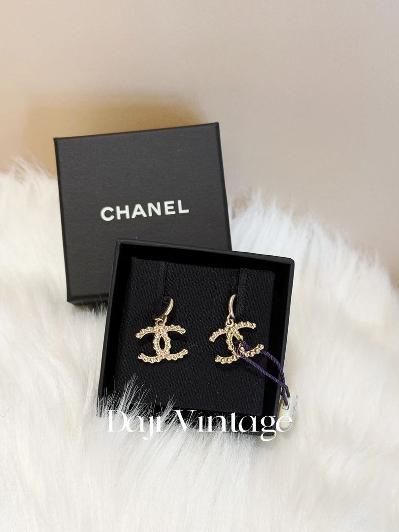 99新  大吉中古/Chanel香奈儿金色双c吊坠耳钉
