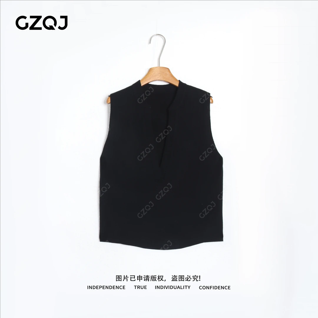 老琴私服【伦敦往事】 小众设计感大V领飞飞袖针织背心马甲女秋988